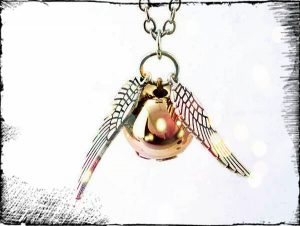 SNITCH NECKLACE